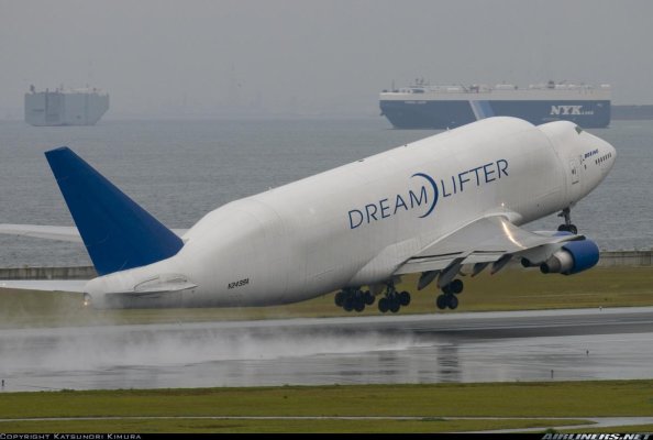 Dreamlifter.jpg