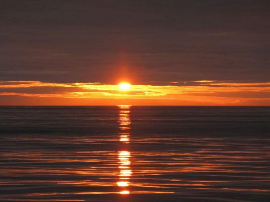 SUNSET OFF DESTRUCTION ISLAND WA.2.jpg