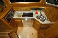 Sabre 42 SE galley_100511btip-0158.jpg