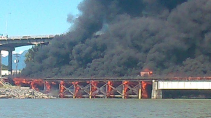 July 2014 bridge fire 287.jpg