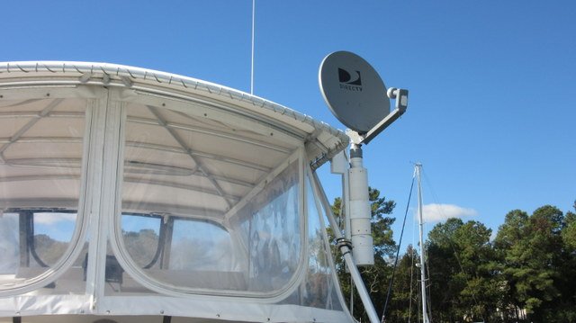 Tracking Antenna.JPG