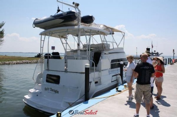 1995-mainship-37-motor-yacht-1.jpg