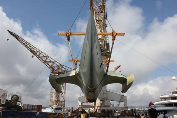 CMN_OCEAN_EAGLE_43_trimaran_patrol_vessel_Mozambique.jpg