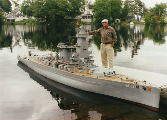 giant-model-warship-replica-admiral-graf-spee-by-william-terra-15.jpg