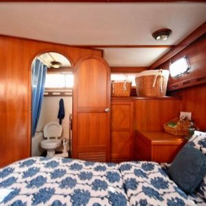 33 Aft Cabin