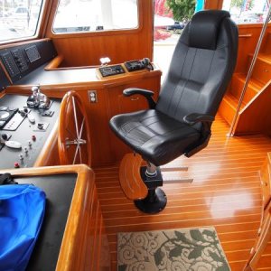 Eagle 53 pilothouse