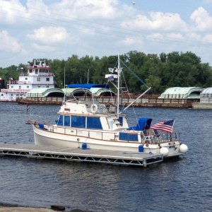 Dock in front of the National Eagle Center, Upper Mississippi at Wabasha, Mn 

642E2535 5567 4736 8F1F DBE5B19394F2