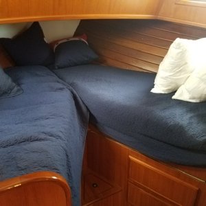 V berth