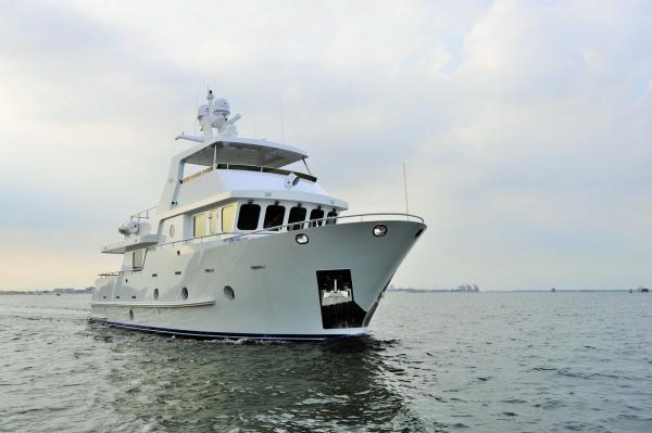 Bering 65   launch   seatrial   May 2015 (3)