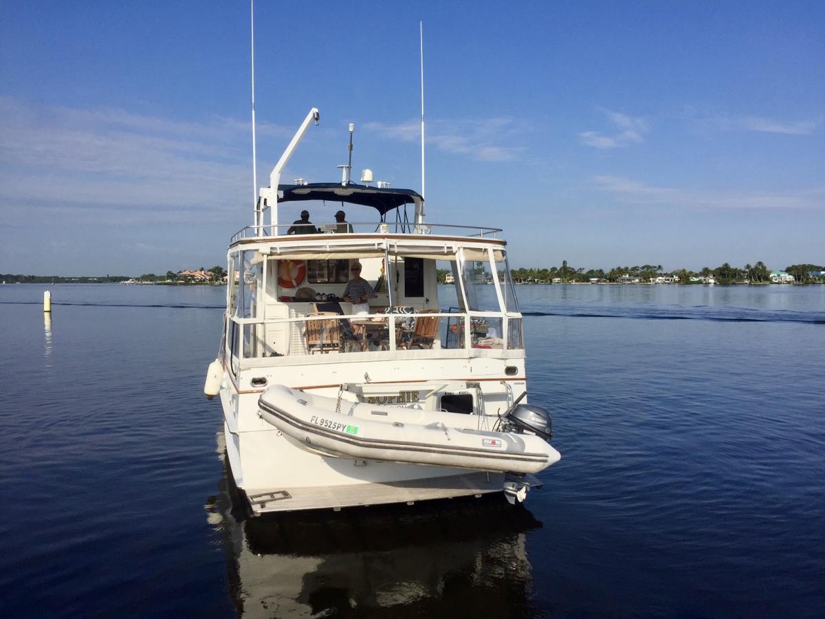 Dinghy on aft Davies