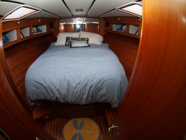 Eagle 53 Guest Stateroom