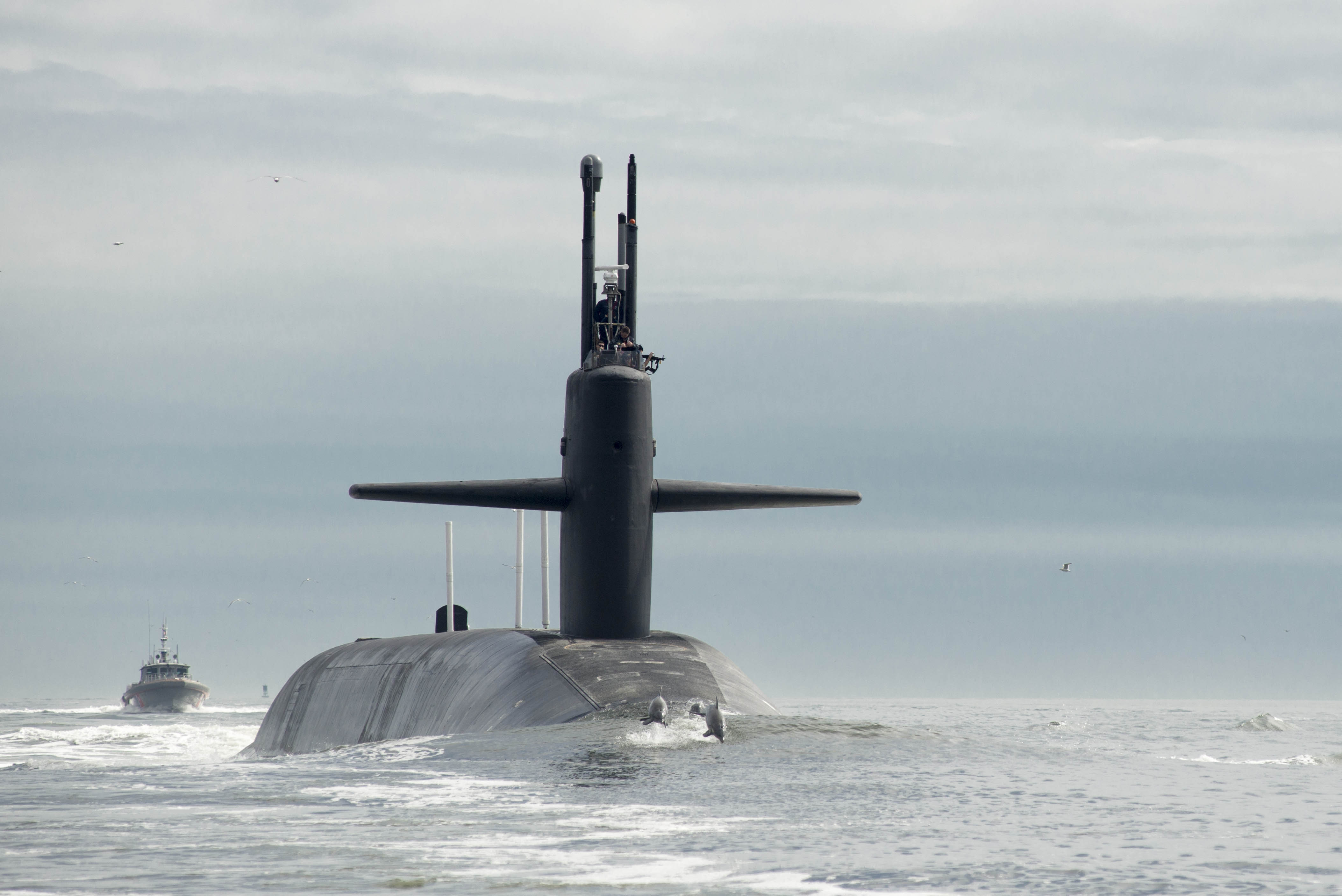 USS_Tennessee_(SSBN_734).jpg